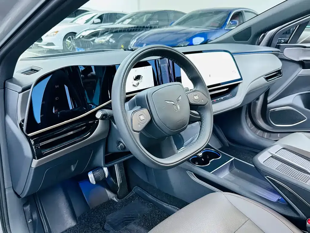 Hongqi EH7 — фото 3