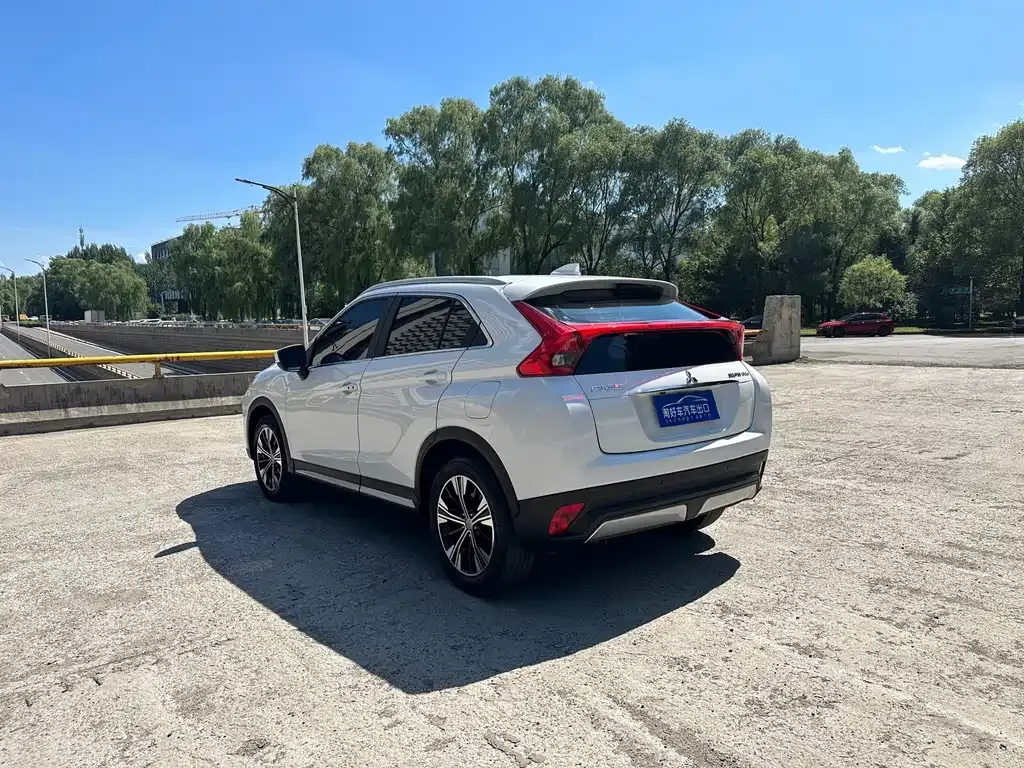 Mitsubishi Eclipse Cross 2023 из CN, фото 5