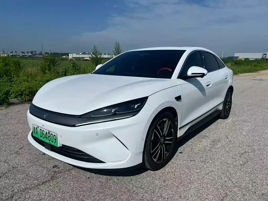 BYD Qin L — фото 1