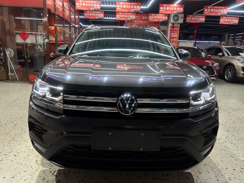Volkswagen Tharu — фото 8