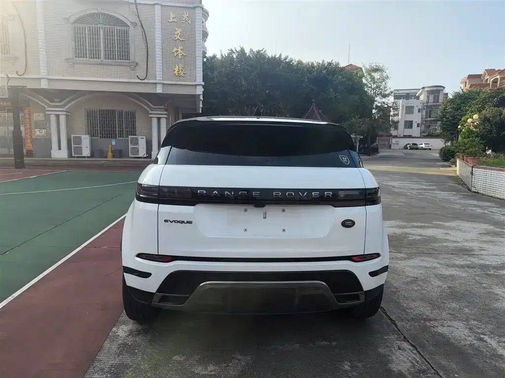 Land Rover Evoque — фото 8