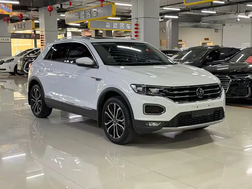 Volkswagen T-Roc — фото 5