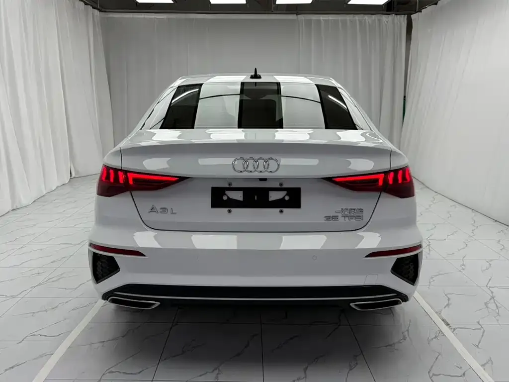 Audi A3 — фото 2