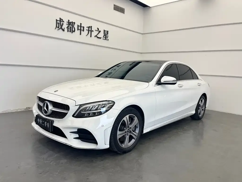 Mercedes-Benz C-Class — фото 1