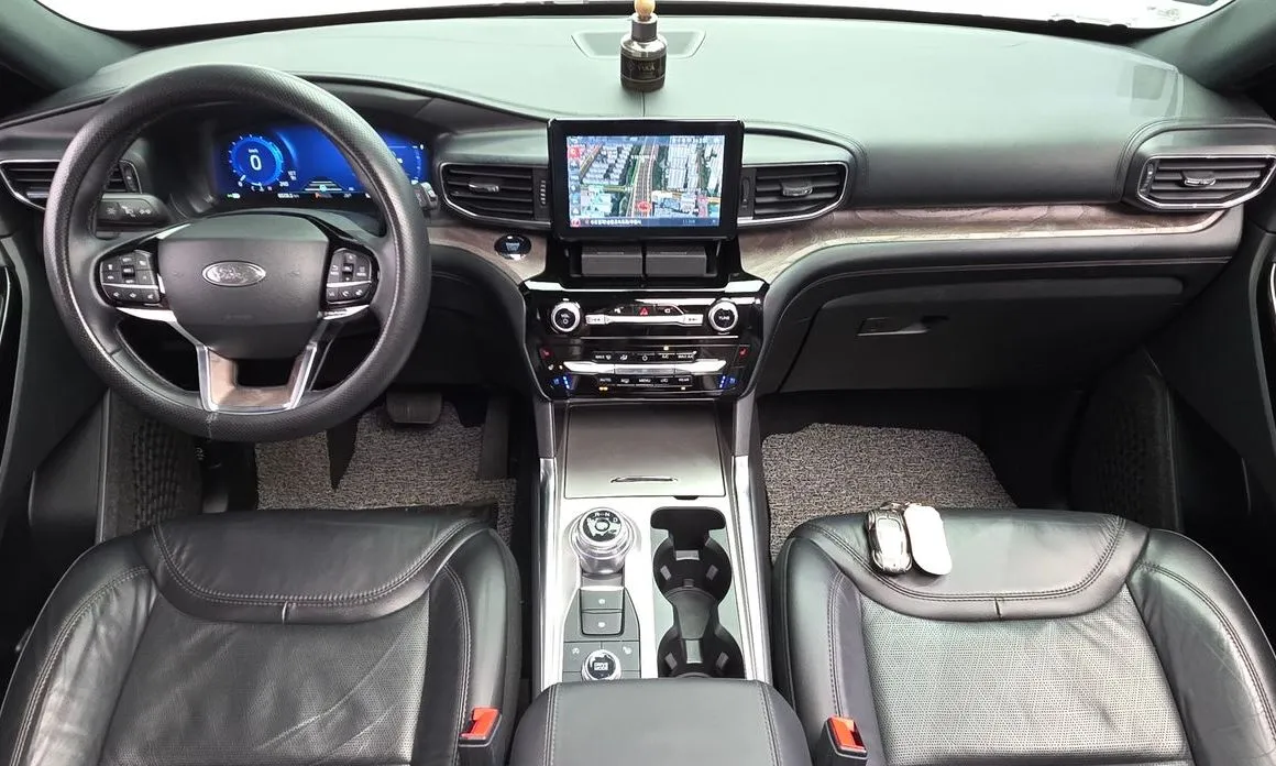 Ford Explorer 2022 из KR, фото 4