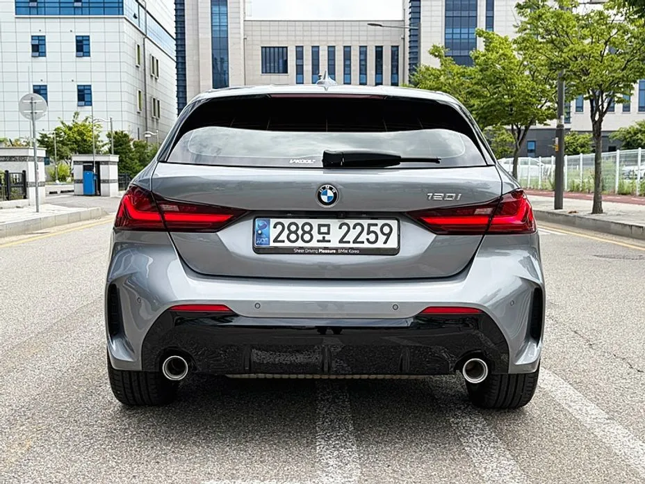 BMW 1-Series 2024 из KR, фото 5