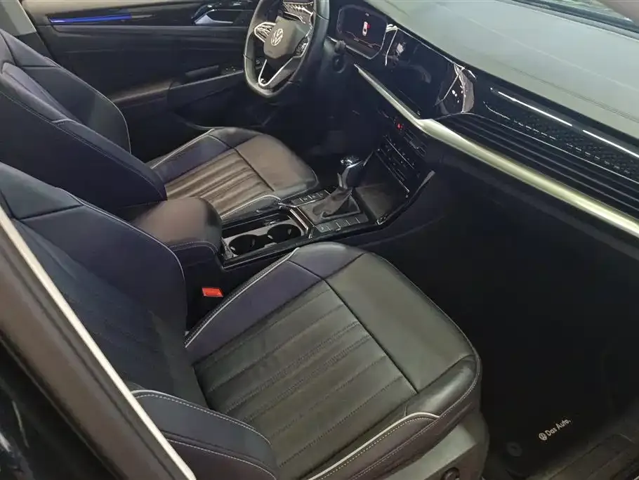 Volkswagen Passat — фото 7