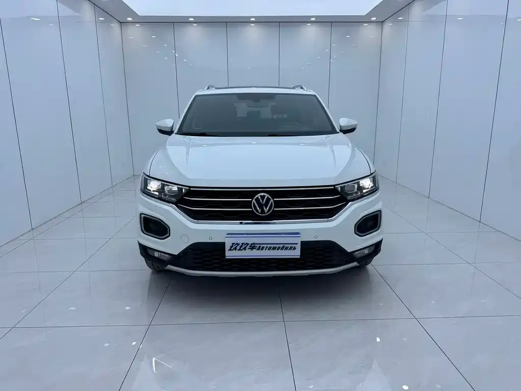 Volkswagen T-Roc — фото 2