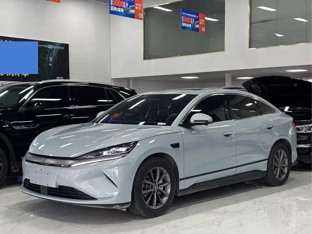 BYD Qin L — фото 1