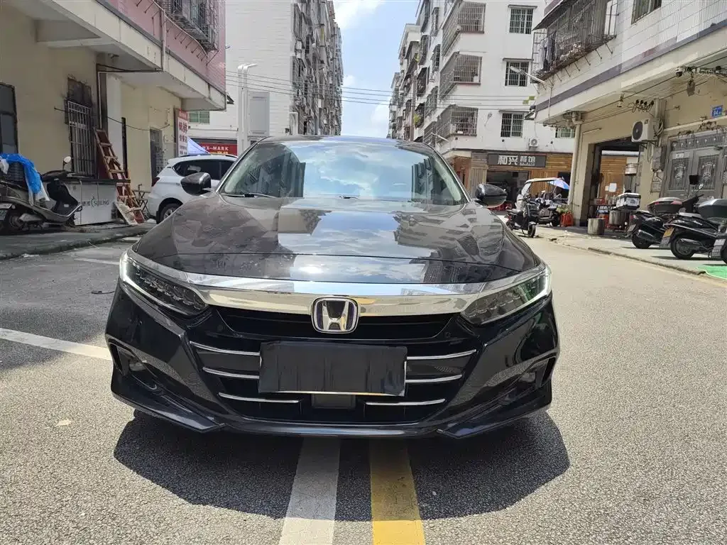 Honda Accord — фото 6