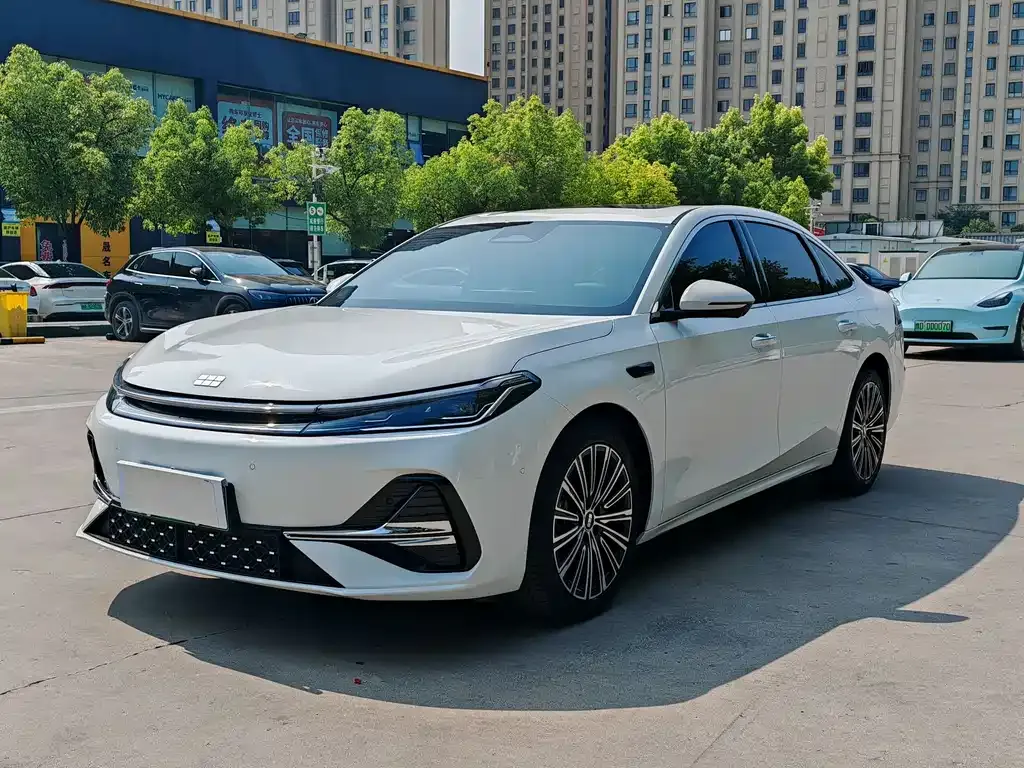 Geely 银河A7 EM — фото 1