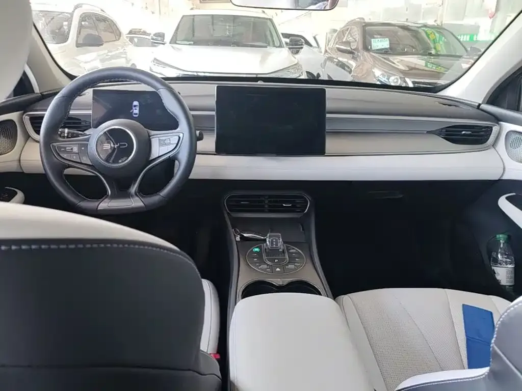 BYD Seal 05 DM-i — фото 3