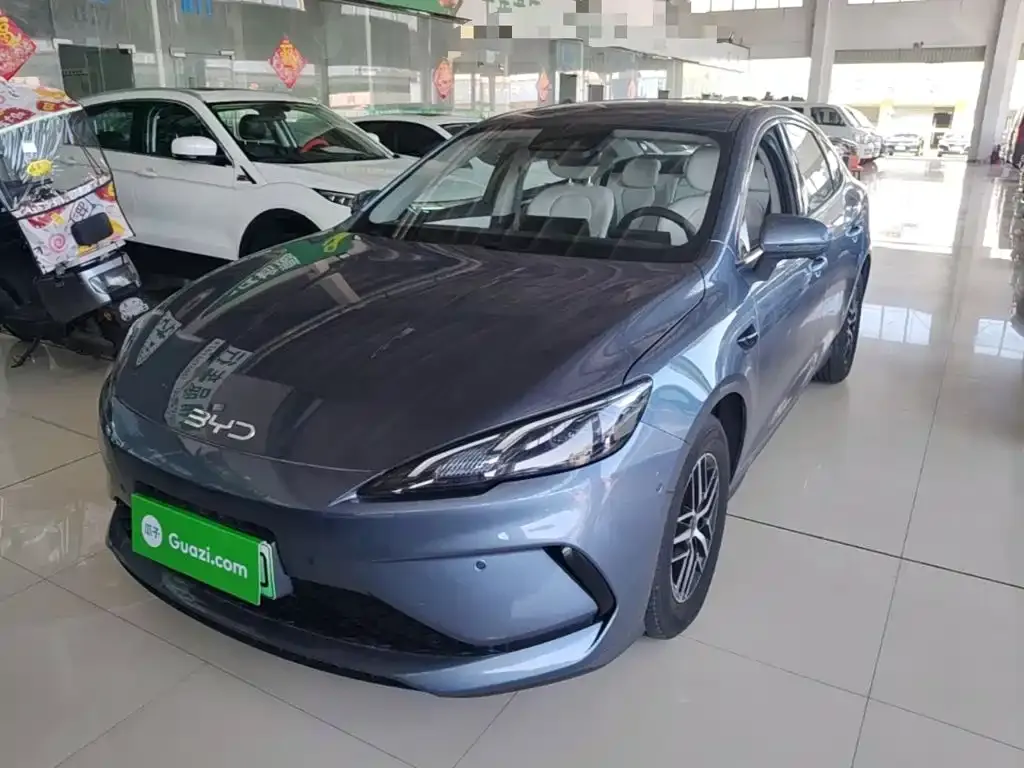 BYD Seal 05 DM-i — фото 10