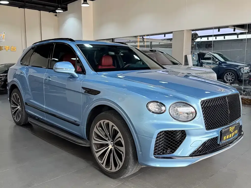 Bentley Bentayga — фото 3