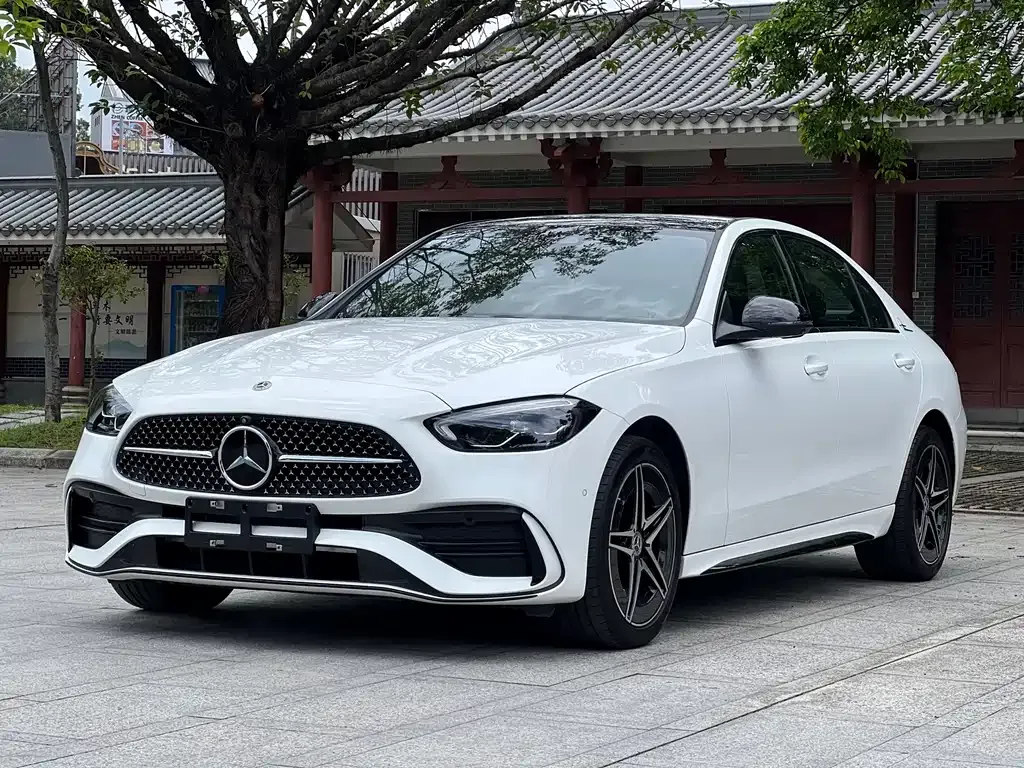 Mercedes-Benz C-Class — фото 10