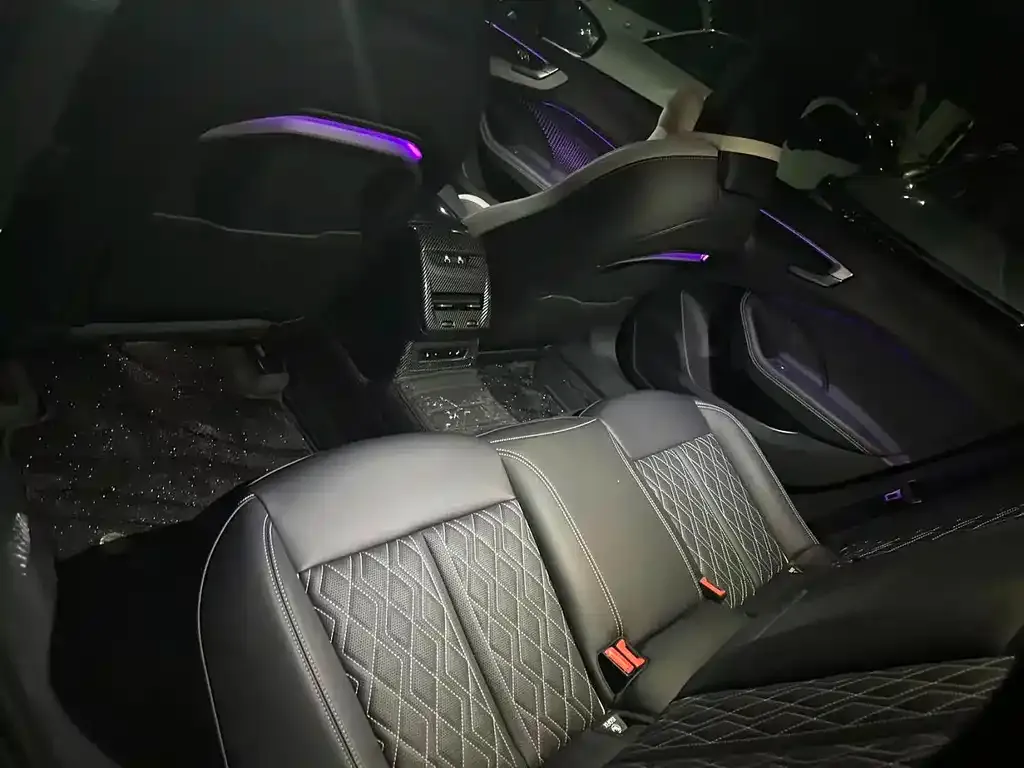 Audi A5L 2025 из CN, фото 2