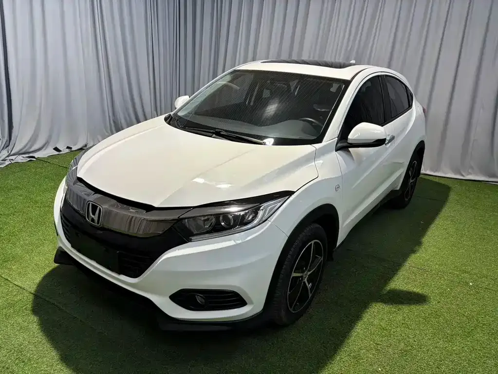 Honda Vezel — фото 1
