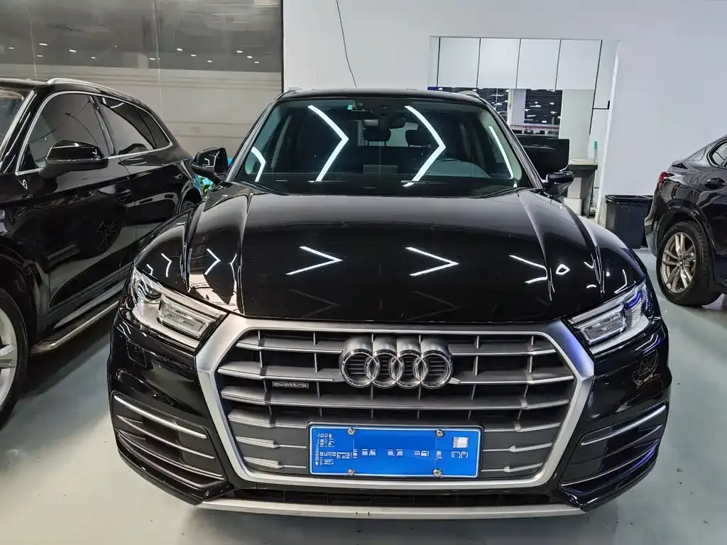 Audi Q5L 2021 из CN, фото 9