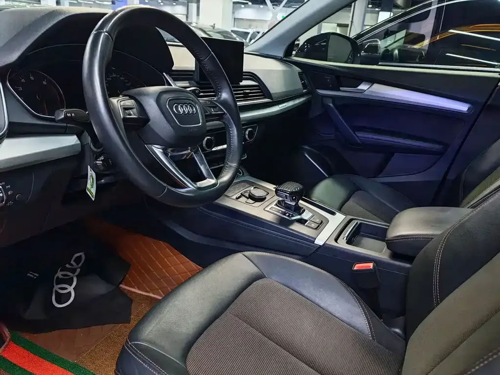 Audi Q5L 2021 из CN, фото 4