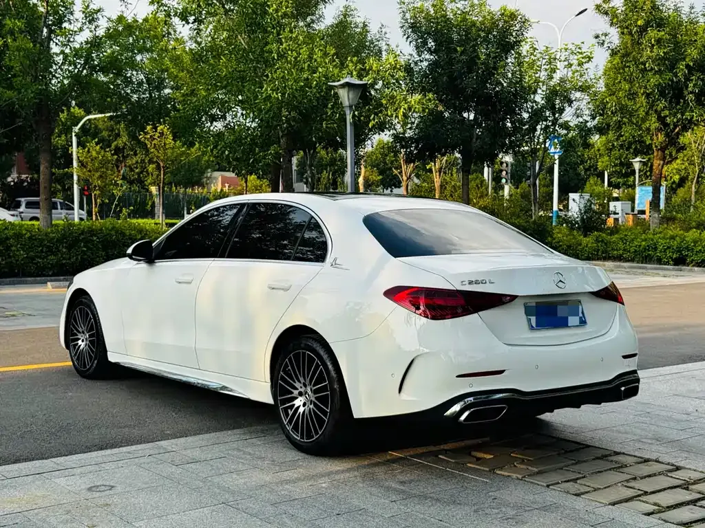 Mercedes-Benz C-Class — фото 10