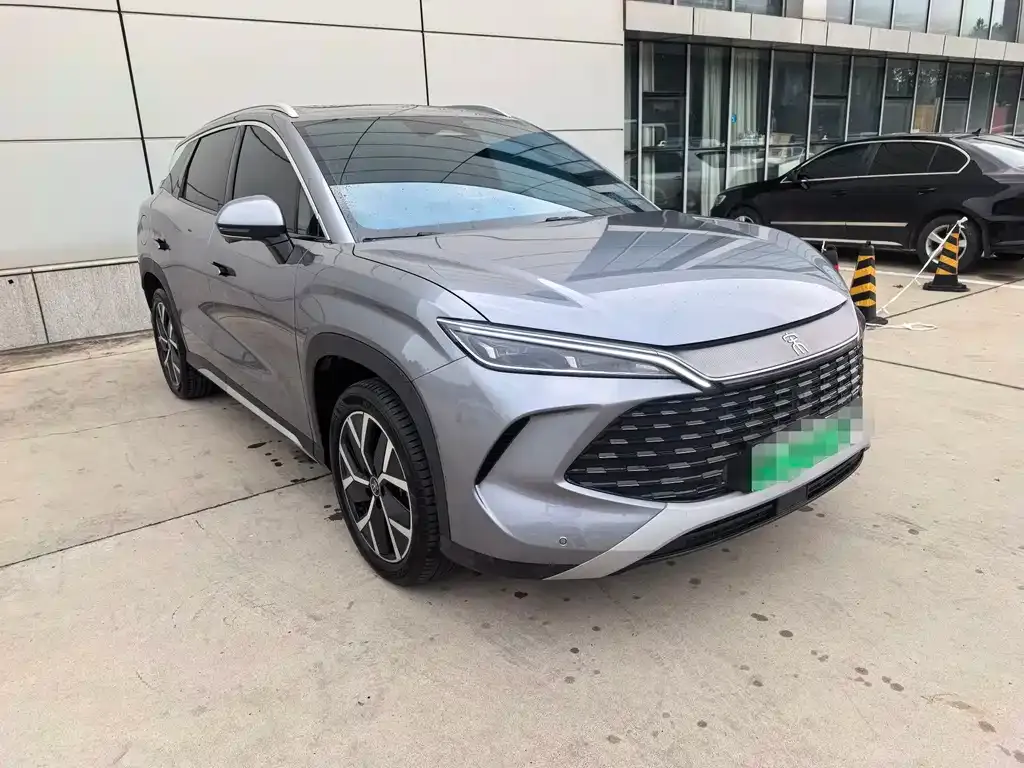 BYD L DM-i — фото 4