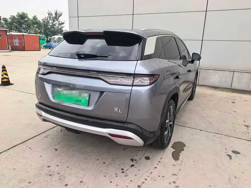BYD L DM-i — фото 6
