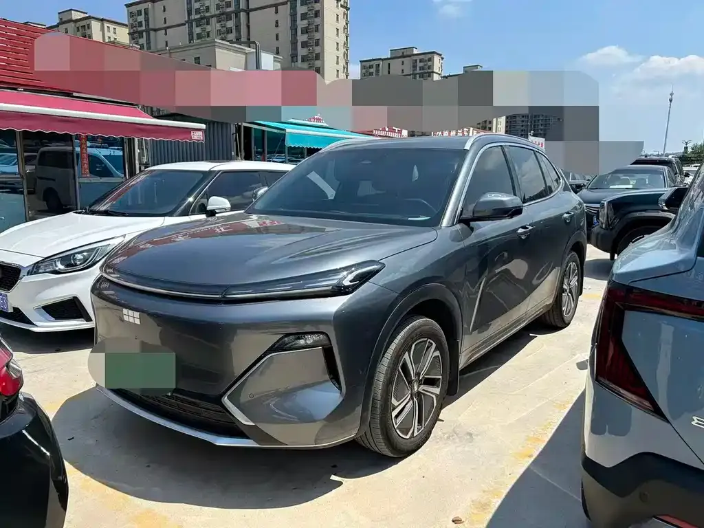Geely Galaxy Xingjian 7 — фото 1