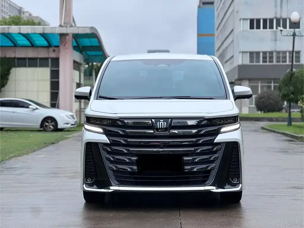 Toyota Vellfire — фото 5