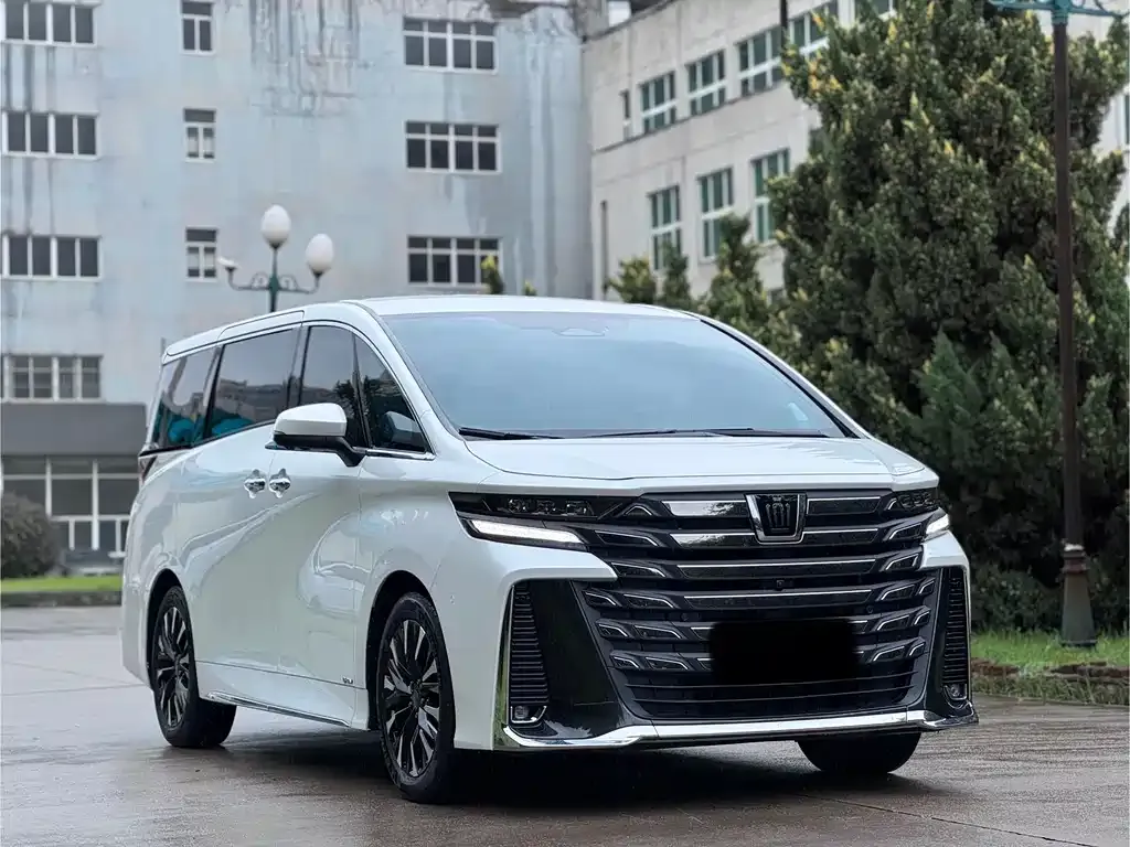 Toyota Vellfire — фото 8