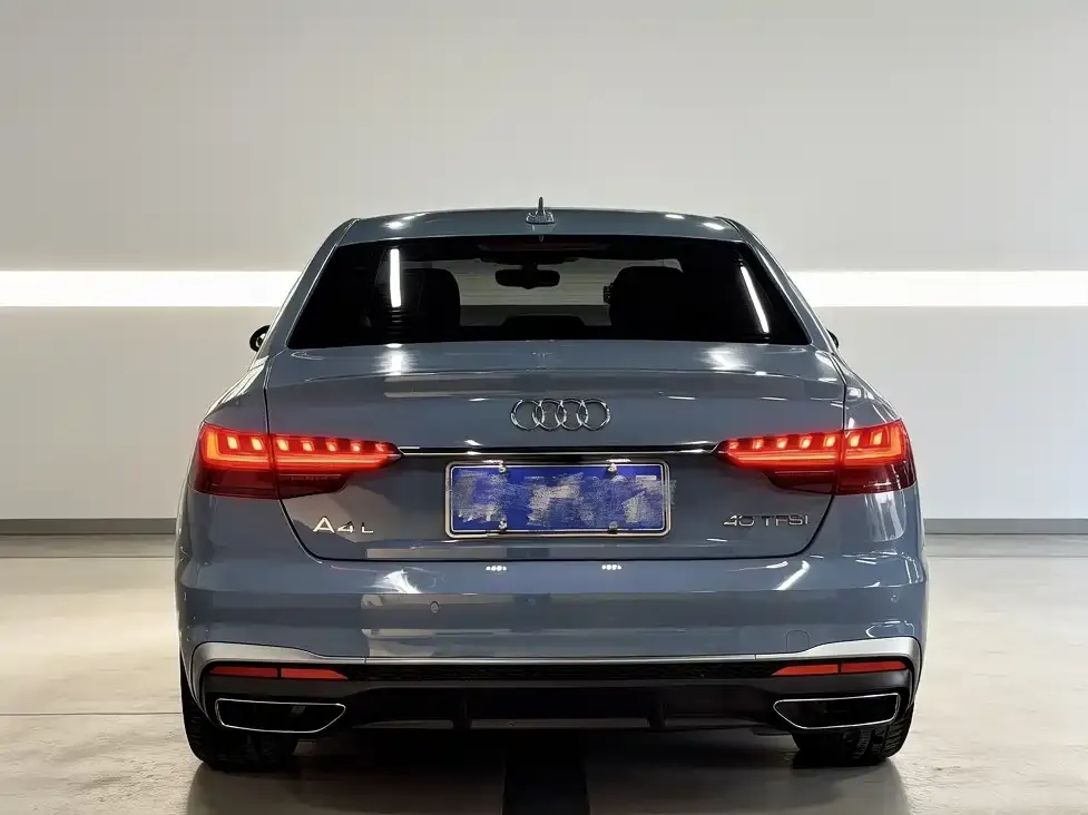 Audi A4L — фото 2