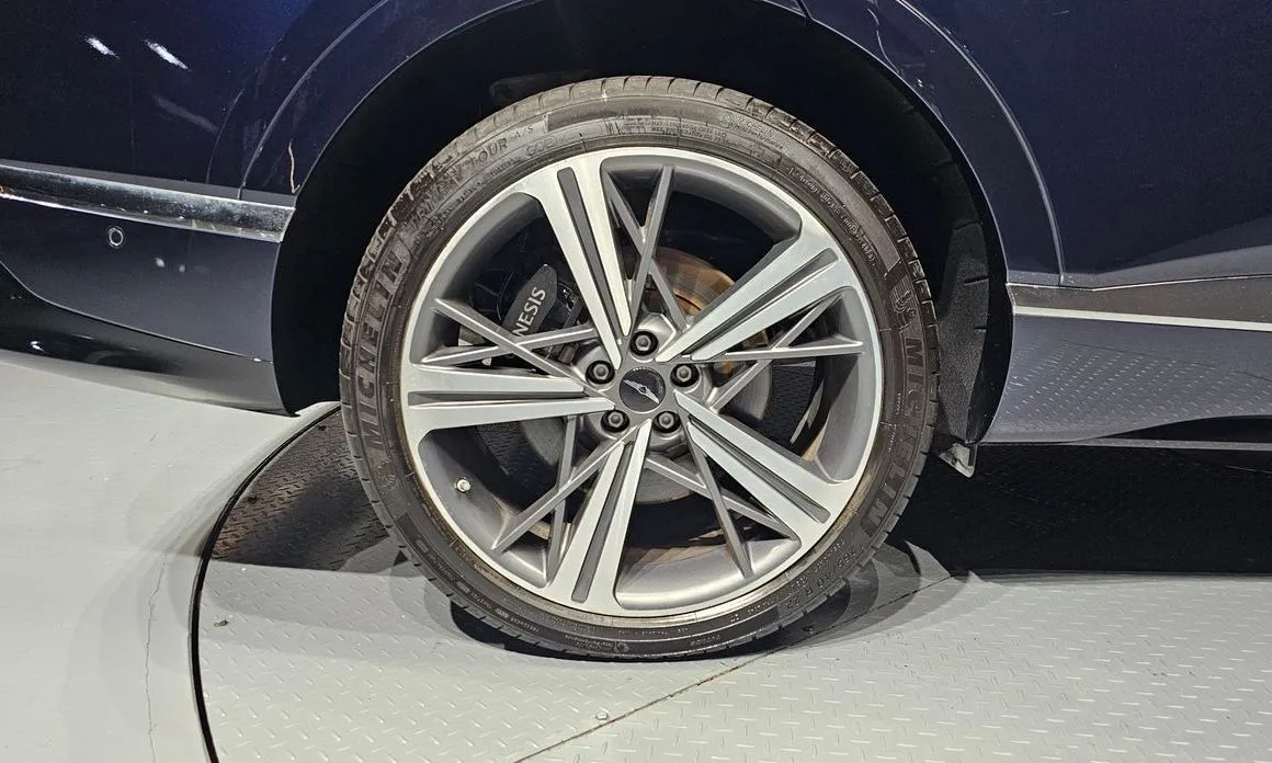 Genesis GV80 — фото 10