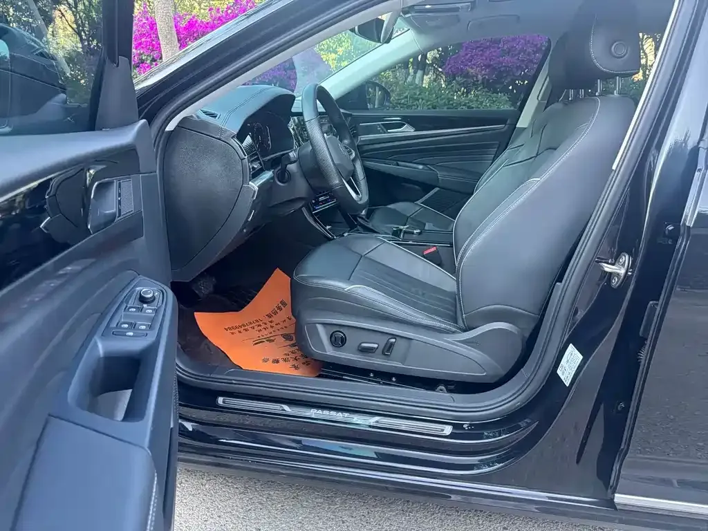 Volkswagen Passat — фото 6