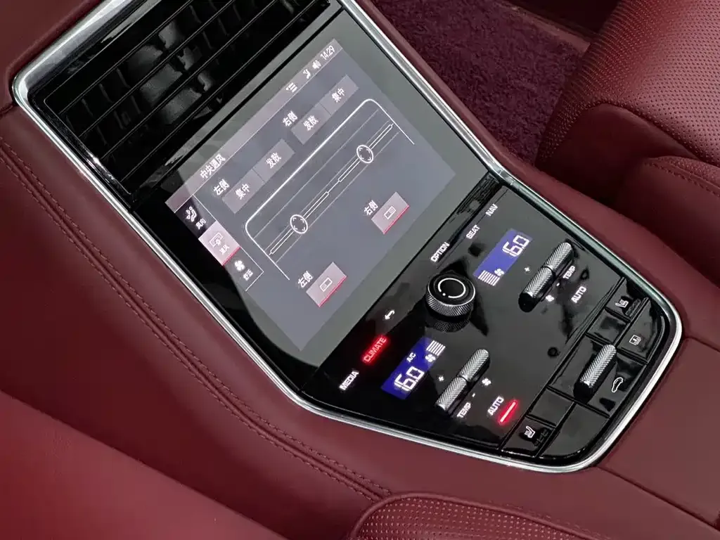 Porsche Panamera — фото 6