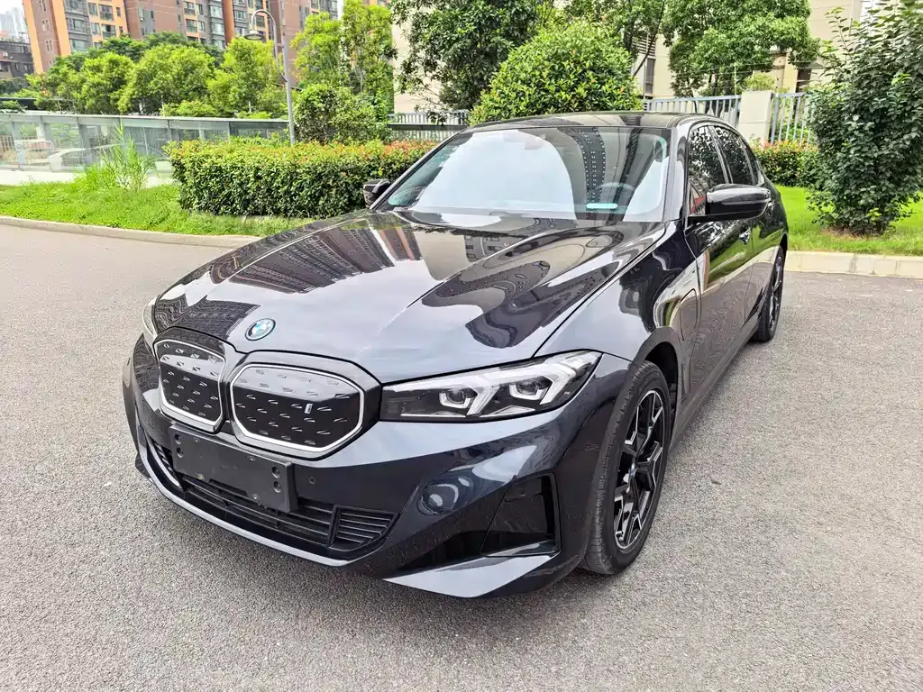 BMW i3 — фото 1