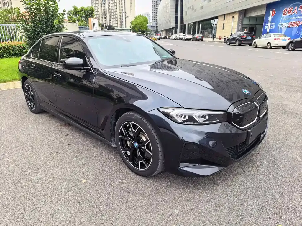 BMW i3 — фото 9