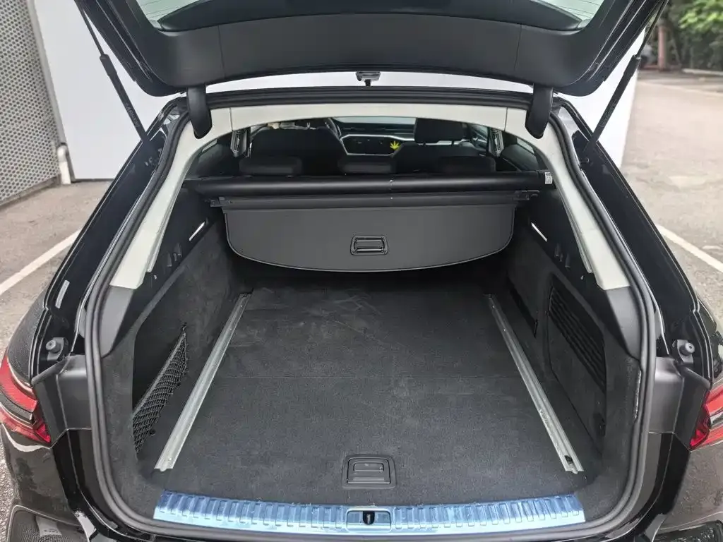 Audi A6 (Import) — фото 9