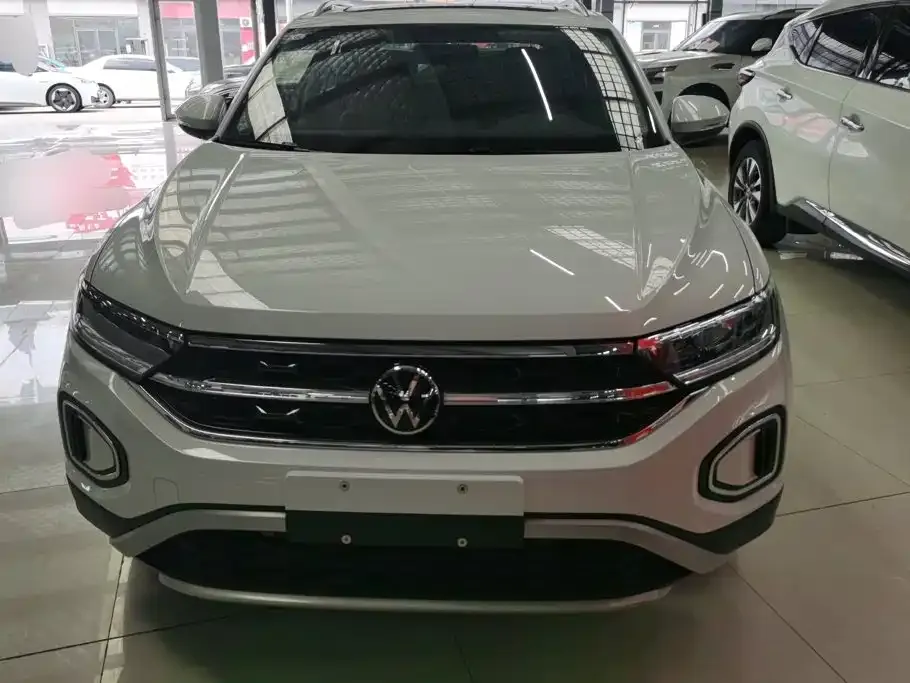 Volkswagen T-Roc — фото 3