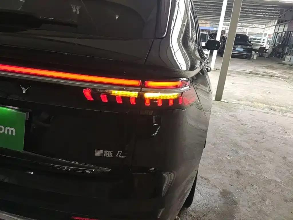 Geely Xingyue L — фото 3
