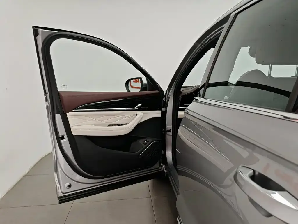 Geely Xingyue L 2024 из CN, фото 4