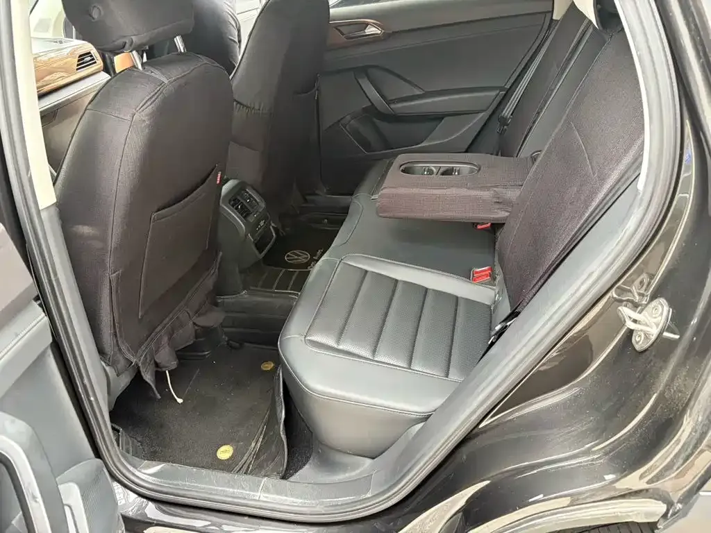 Volkswagen Tharu 2022 из CN, фото 8
