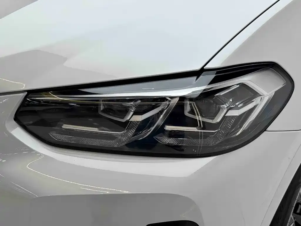 BMW iX3 — фото 4