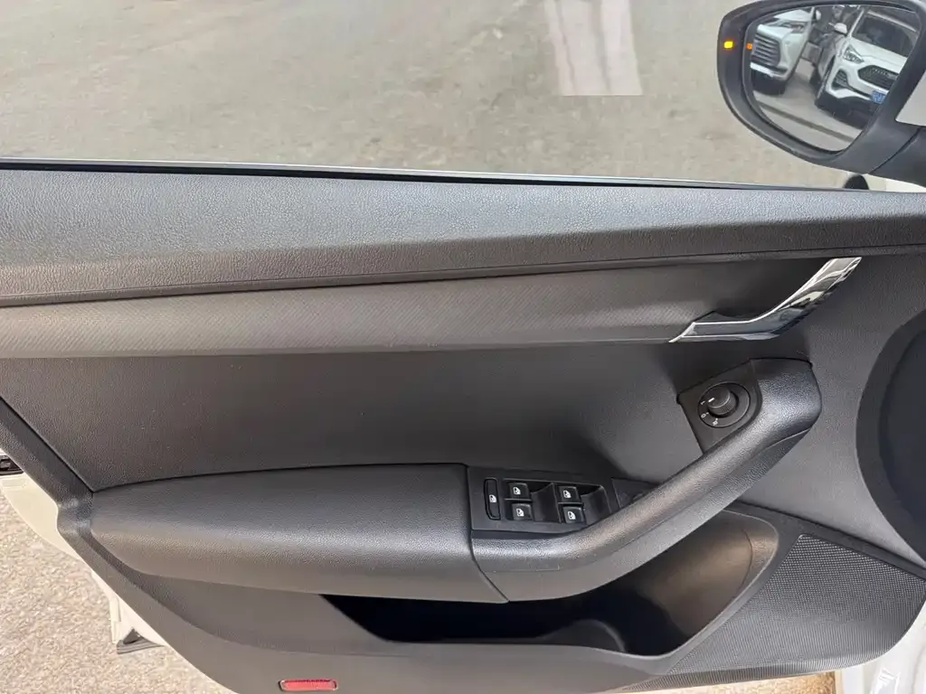 Skoda Octavia 2021 из CN, фото 3