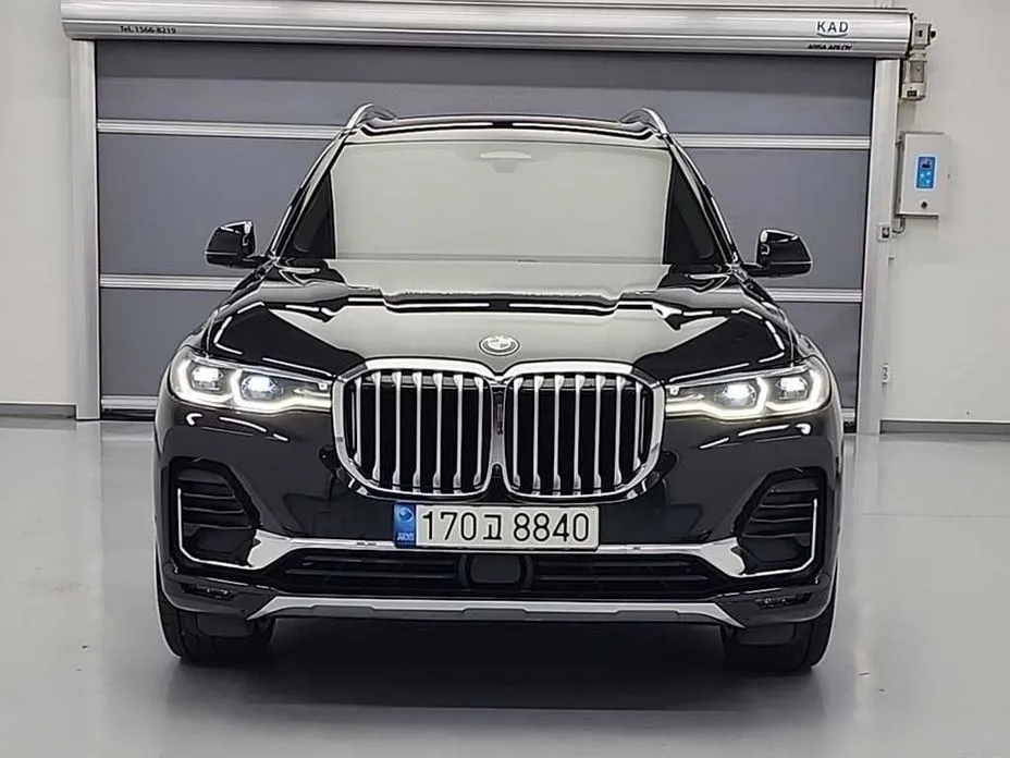 BMW X7 — фото 3