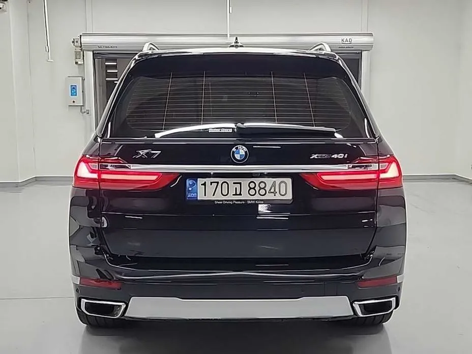 BMW X7 — фото 2