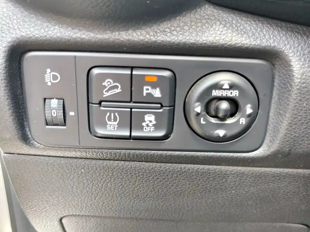 Kia KX1 2022 из CN, фото 6