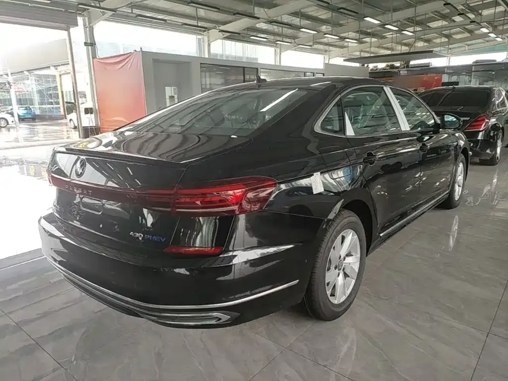 Volkswagen 帕萨特插电混动 — фото 7