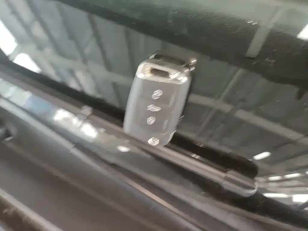 Volkswagen 帕萨特插电混动 — фото 2