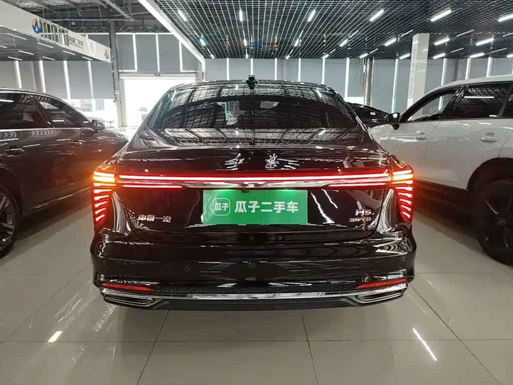 Hongqi H5 — фото 10