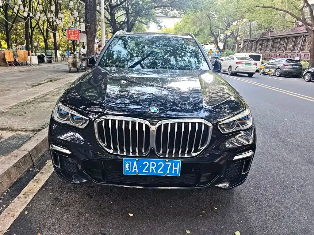 BMW X5 — фото 7
