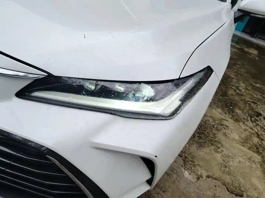 Toyota Avalon — фото 2
